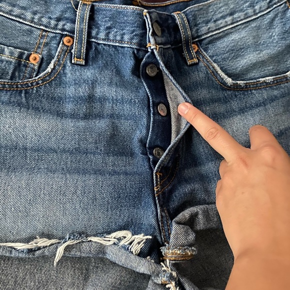 Levi 501 - Picture 5 of 7